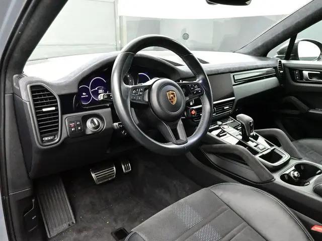 2023 Porsche Cayenne Turbo GT