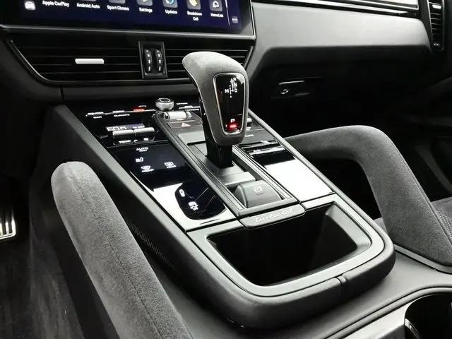 2023 Porsche Cayenne Turbo GT