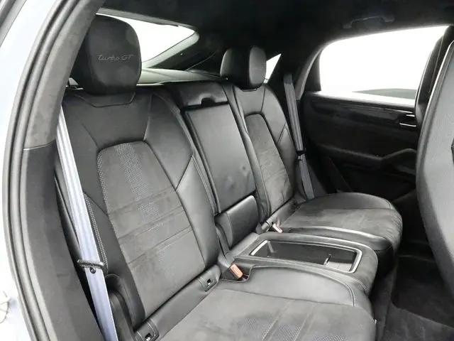 2023 Porsche Cayenne Turbo GT