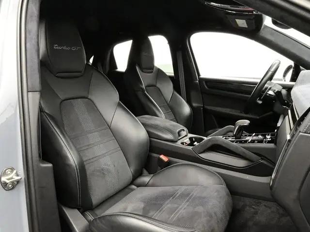 2023 Porsche Cayenne Turbo GT