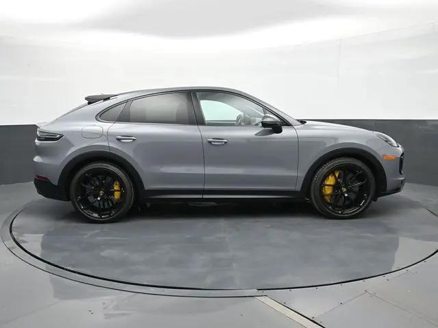2023 Porsche Cayenne Turbo GT