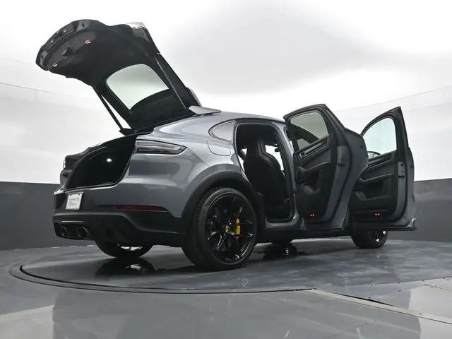 2023 Porsche Cayenne Turbo GT