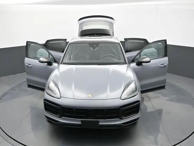 2023 Porsche Cayenne Turbo GT