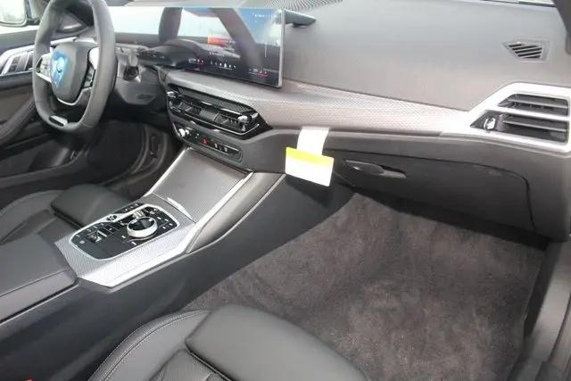 2026 BMW i4 xDrive40