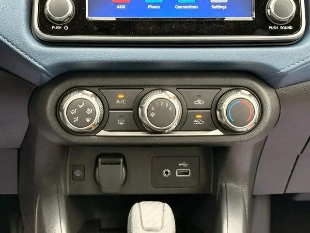 2025 Nissan Versa 1.6 SV