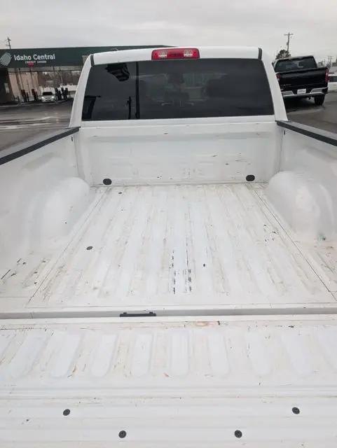 2022 Ram 1500 Classic SLT