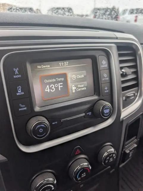 2022 Ram 1500 Classic SLT