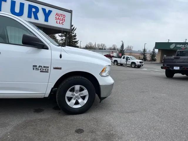 2022 Ram 1500 Classic SLT
