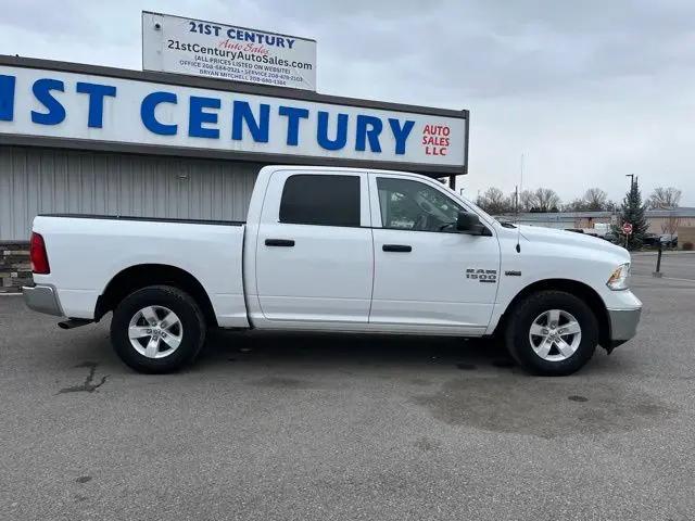 2022 Ram 1500 Classic SLT