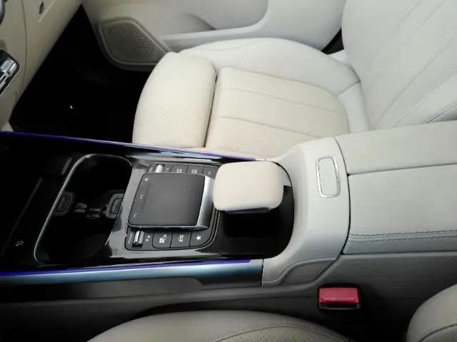 2022 Mercedes-Benz 300 4MATIC