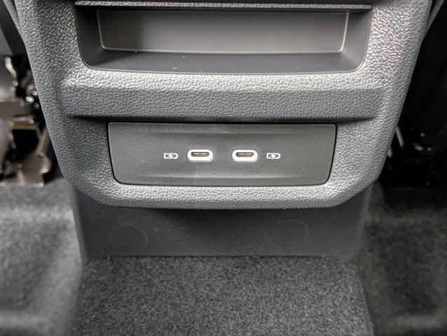 2026 Volkswagen Taos SEL
