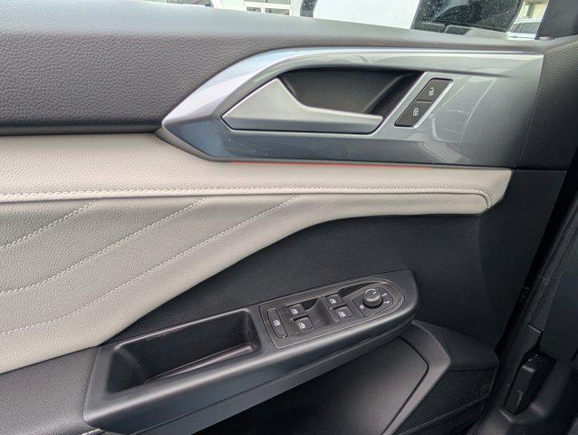 2026 Volkswagen Taos SEL