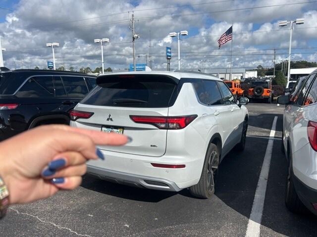 2024 Mitsubishi Outlander SEL 2.5 2WD 2024 Mitsubishi Outlander SEL 2.5 2WD