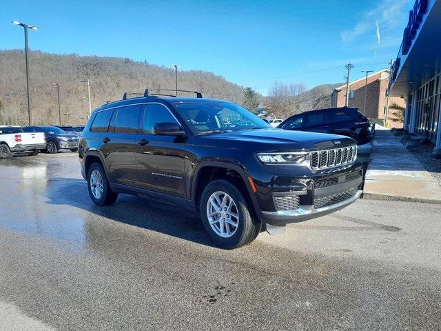 2023 Jeep Grand Cherokee L Laredo 4x4