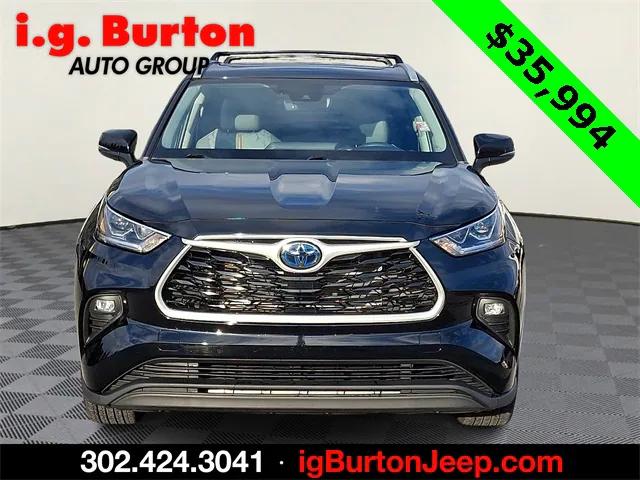 2023 Toyota Highlander Hybrid XLE Bronze