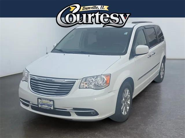 2015 Chrysler Town and Country Touring