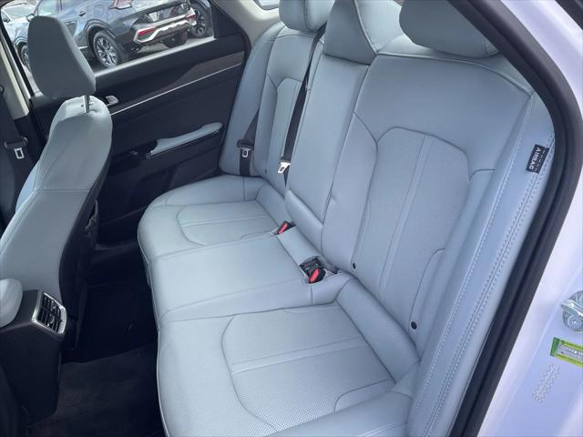 2024 Kia K5 EX