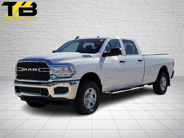 2022 RAM 3500 Tradesman Crew Cab 4x4 8 Box