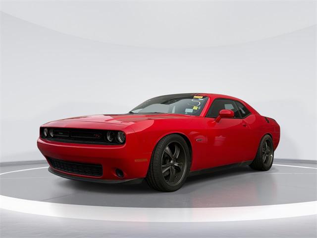 2016 Dodge Challenger R/T Shaker