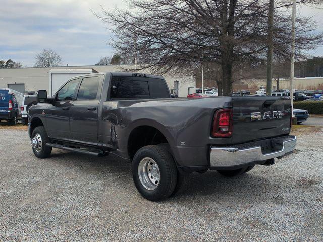 2026 RAM Ram 3500 RAM 3500 TRADESMAN CREW CAB 4X4 8 BOX