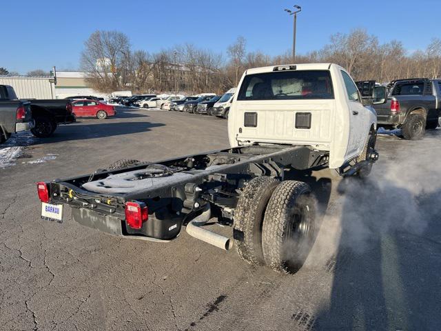 2025 RAM 3500 Chassis Tradesman/Big Horn