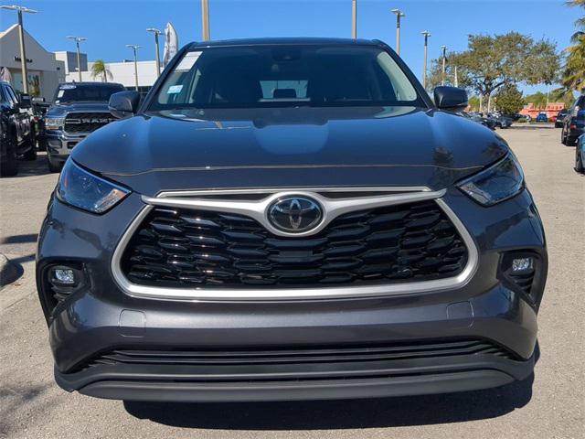 2024 Toyota Highlander LE 2024 Toyota Highlander LE