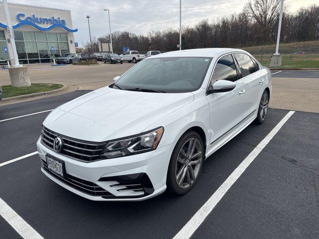 2016 Volkswagen Passat 1.8T R-Line 2016 Volkswagen Passat 1.8T R-Line