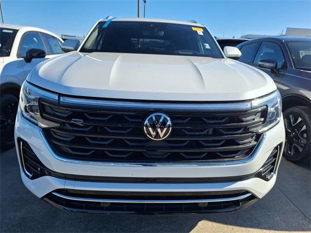 2024 Volkswagen Atlas Cross Sport 2.0T SEL R-Line