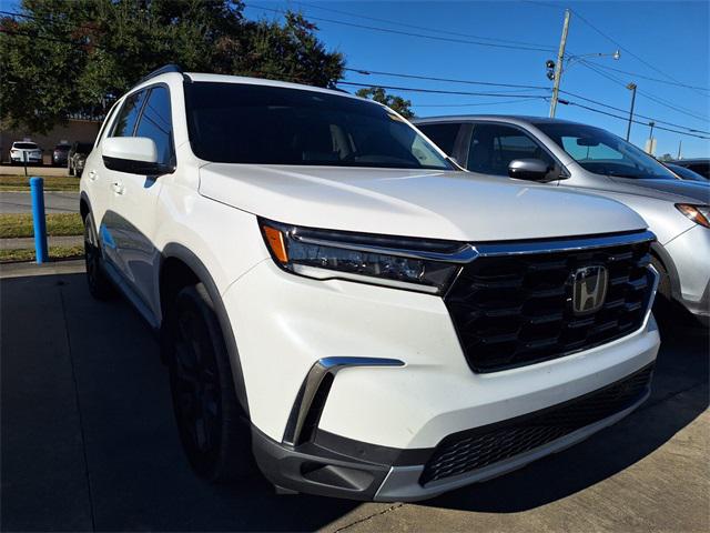2023 Honda Pilot 2WD Touring 2023 Honda Pilot 2WD Touring