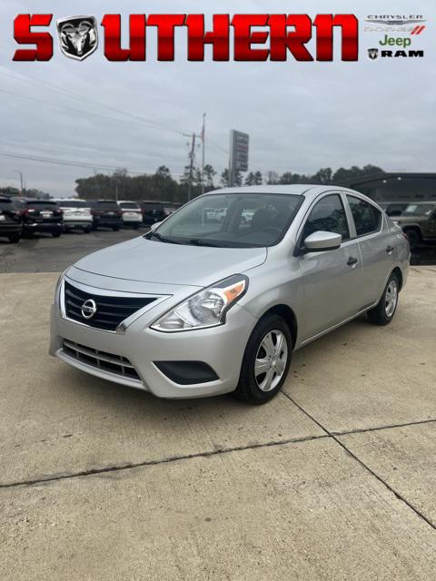 2019 Nissan Versa 1.6 S+