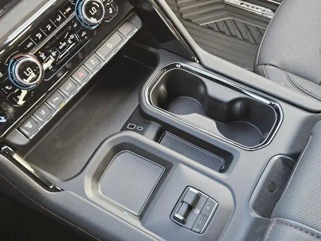 2026 GMC Sierra 2500HD Crew Cab, Standard Bed, AT4, 4WD