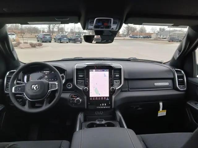 2026 Ram 1500 Big Horn Crew Cab 4x4 5'7" Box
