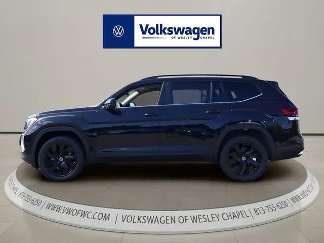 2026 Volkswagen Atlas SE with Technology