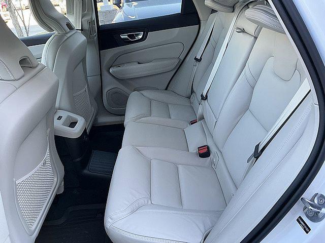 2026 Volvo XC60 Plug-In Hybrid Ultra, T8 AWD Electric/Gasoline, Dark