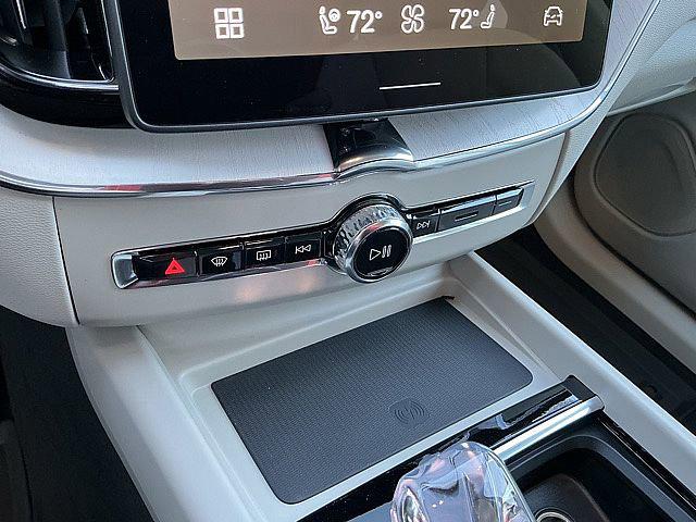 2026 Volvo XC60 Plug-In Hybrid Ultra, T8 AWD Electric/Gasoline, Dark