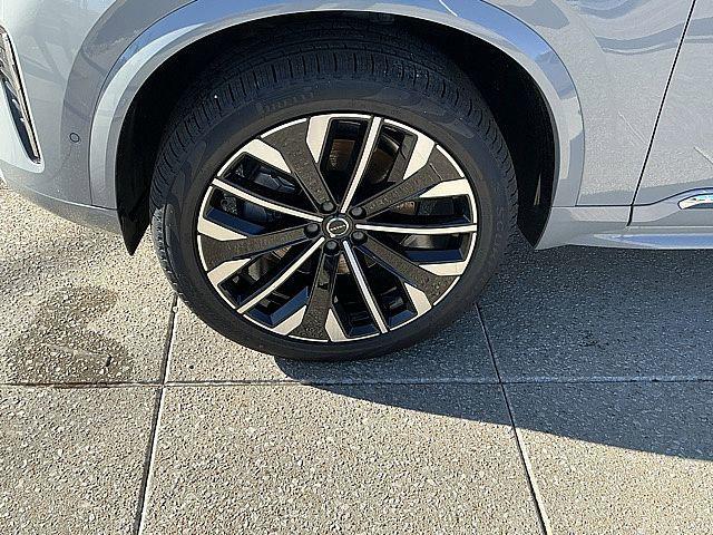 2026 Volvo XC90 Ultra, B6 AWD Gas (mild hybrid), Gasoline, Bright, 7 Seats