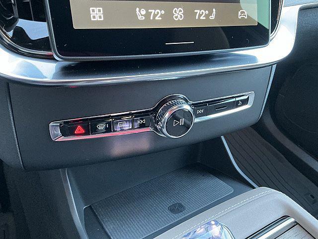 2026 Volvo XC90 Plug-In Hybrid Plus, T8 AWD, Electric/Gasoline, Bright, 7 Seats