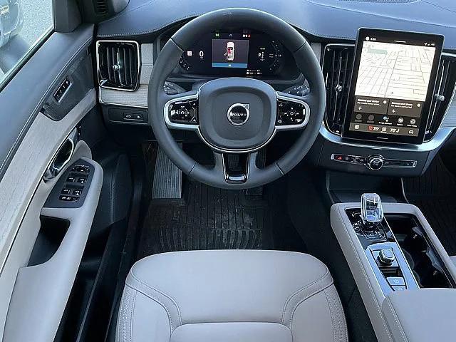 2026 Volvo XC90 Plug-In Hybrid Plus, T8 AWD, Electric/Gasoline, Bright, 7 Seats