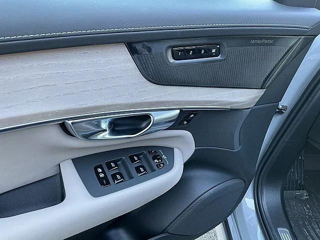 2026 Volvo XC90 Plug-In Hybrid Plus, T8 AWD, Electric/Gasoline, Bright, 7 Seats