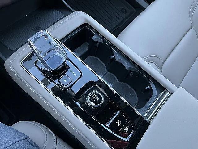 2026 Volvo XC90 Plug-In Hybrid Plus, T8 AWD, Electric/Gasoline, Bright, 7 Seats