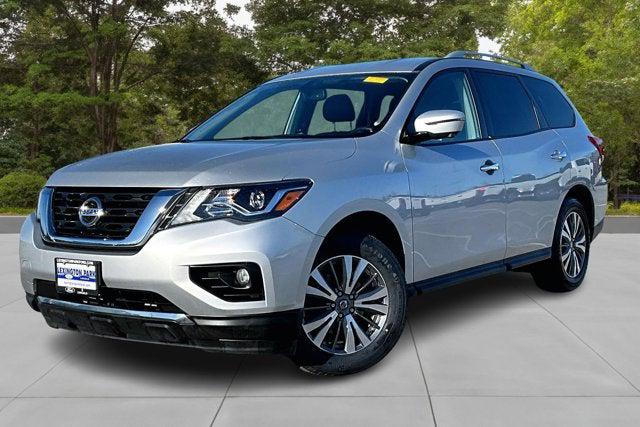 2019 Nissan Pathfinder SL