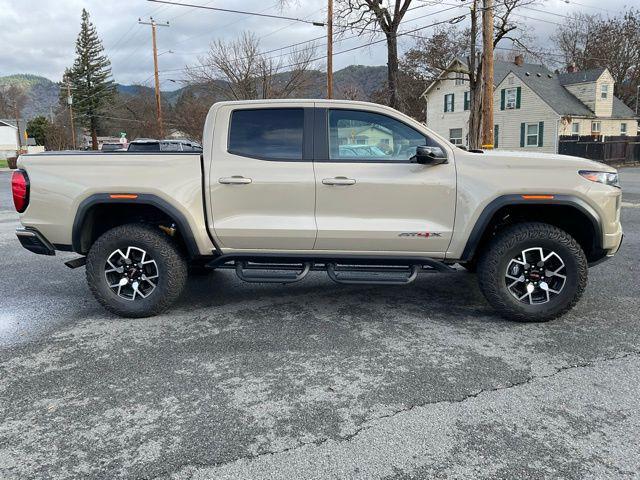 2024 GMC Canyon 4WD AT4X