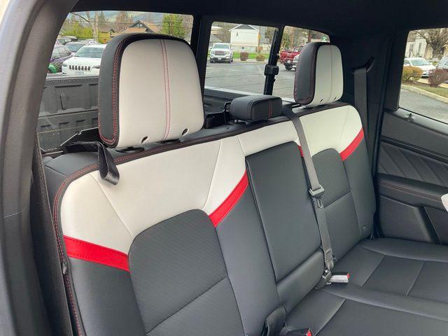 2024 GMC Canyon 4WD AT4X
