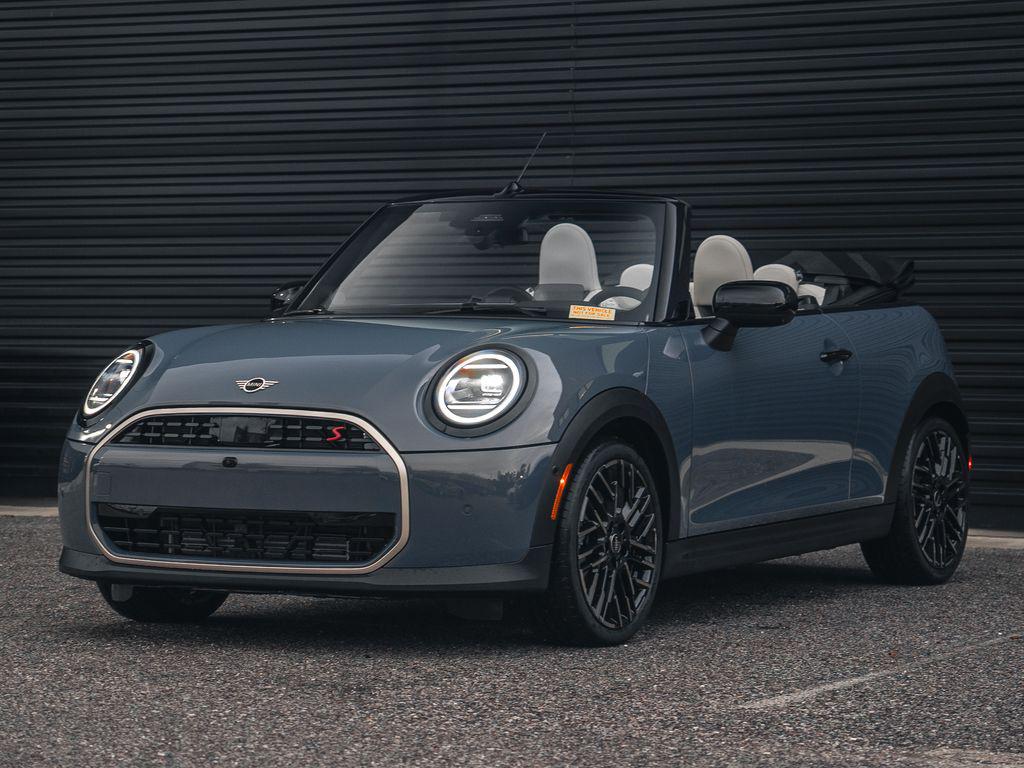 2025 MINI Convertible S's photo