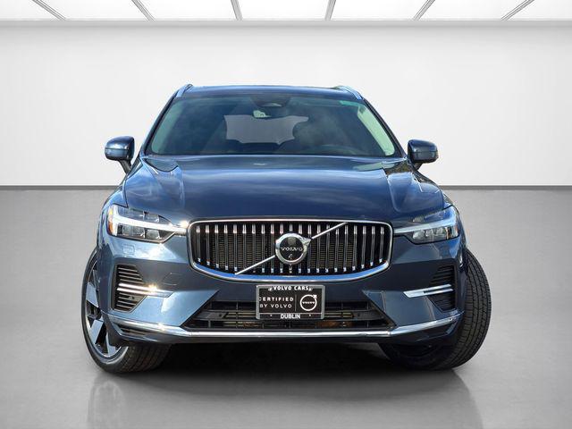 2023 Volvo XC60 Recharge T8 Ultimate Bright Theme
