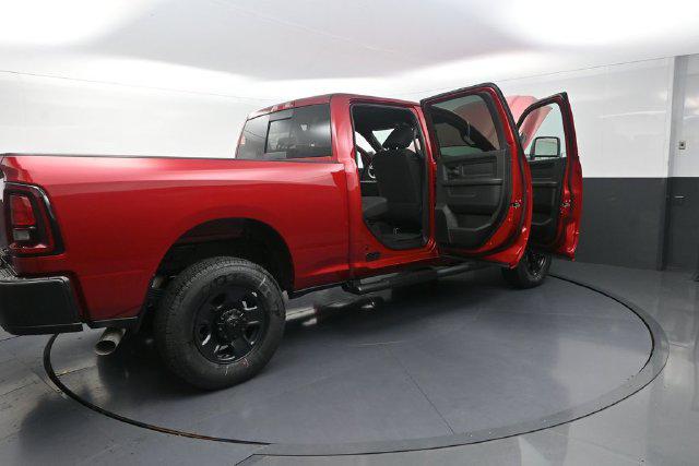 2026 Ram 3500 Tradesman Crew Cab 4x4 64 Box