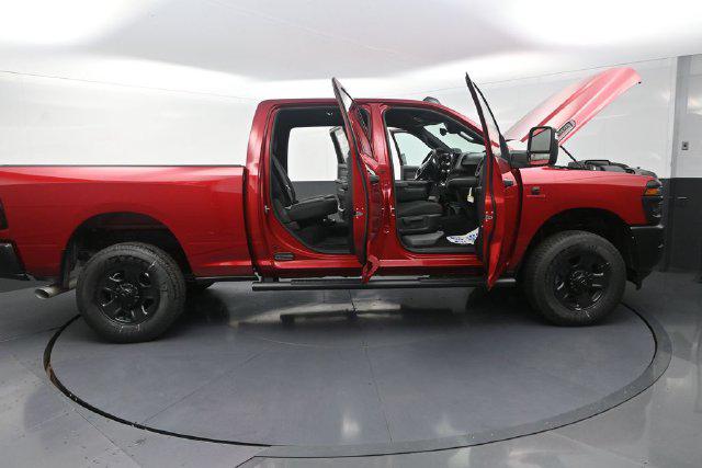 2026 Ram 3500 Tradesman Crew Cab 4x4 64 Box