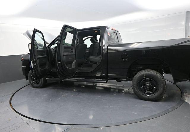 2026 Ram 2500 Tradesman Crew Cab 4x4 6'4" Box