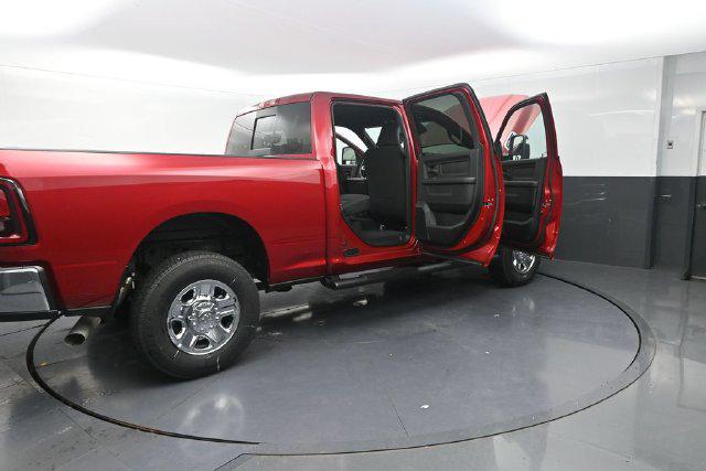 2026 Ram 2500 Tradesman Crew Cab 4x4 64 Box