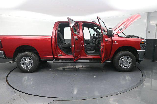 2026 Ram 2500 Tradesman Crew Cab 4x4 64 Box